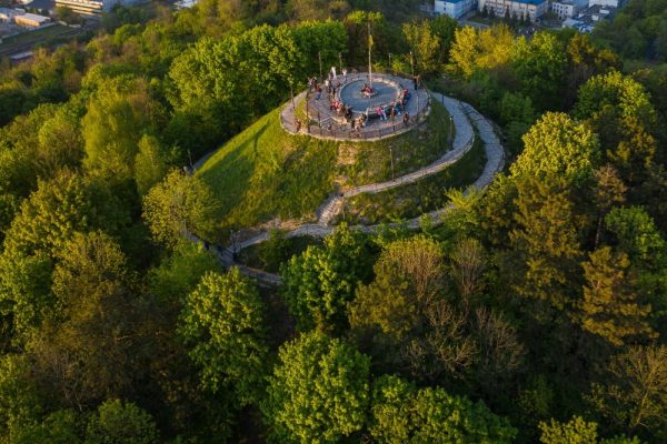 Парк «Високий Замок»